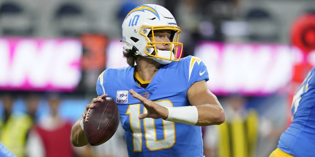 Around The NFL tweet media