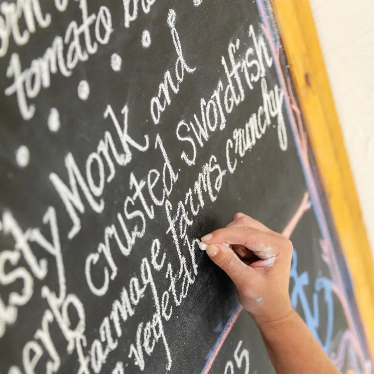 Dive into a world of oceanic flavors at Tidewater Oyster Bar! Visit our website to explore our delicious menu and plan your next seafood feast: tidewateroysterbar.com.