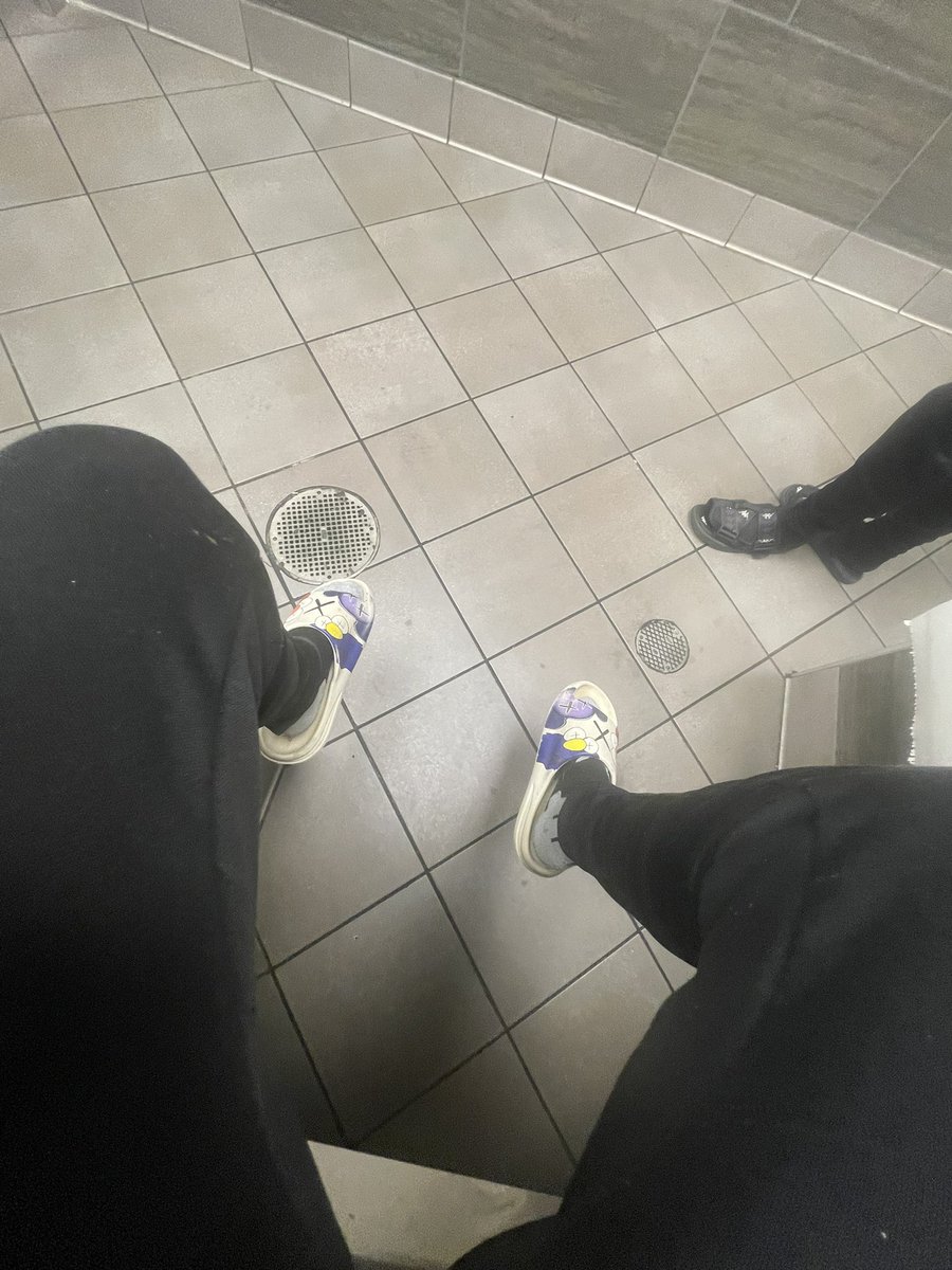 quicksznn's tweet photo. Just got a job 16/H https://t.co/lKnQ8ncFKS