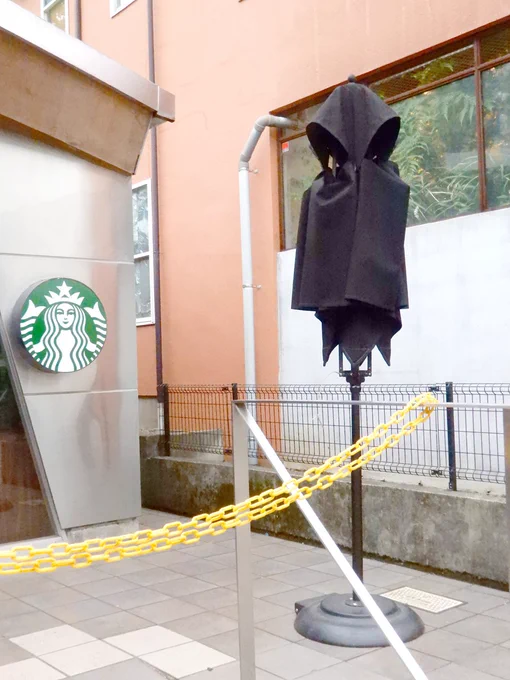 スタバの傘 塗ってみました