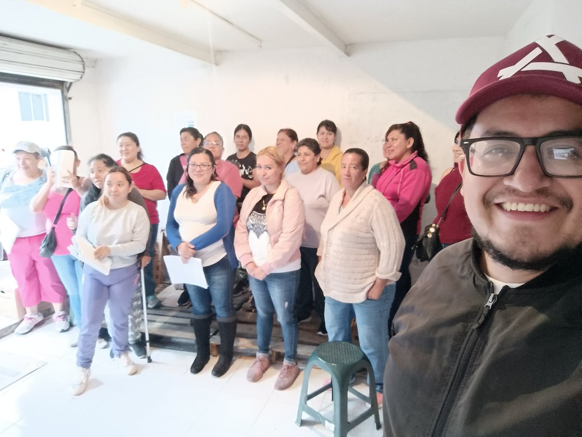 En el #Distrito11 de #Tultitlan seguimos demostrando qué el Equipo del Gobernador ADM sigue presente 🍀✌️