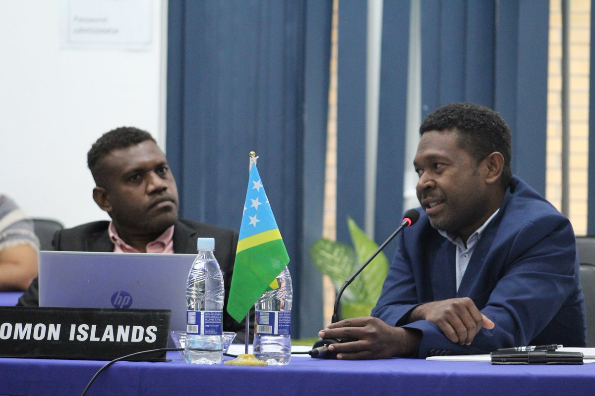rnayacalevu's tweet photo. State Responsibility to Protect is an international norm that reminds States of obligation to protect its people from #AtrocityCrimes and its risk factors, inequalities etc. @APR2P @MsgSecretariat talanoa. @govofvanuatu @FijiGovernment #PNG, #SolomonIs. https://t.co/xClLU2mUdA