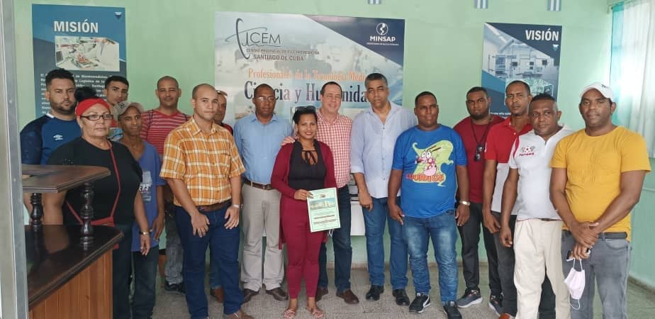 japortalmiranda's tweet photo. A pocas horas de conmemorar el 70 aniversario del asalto a los cuarteles Moncada y Carlos Manuel de Céspedes, este martes recorrimos varias instituciones de #Salud en la provincia de #SantiagoDeCuba.

#CubaPorLaVida 🇨🇺 https://t.co/v79xYOyWsB