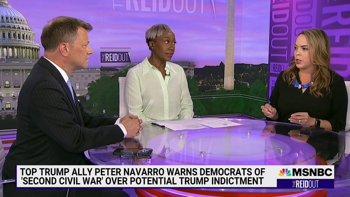 WATCH: Olivia Troye: “Peter Navarro…was considered a complete lunatic in the West Wing of the White House.”
https://t.co/Yegng4YcKB