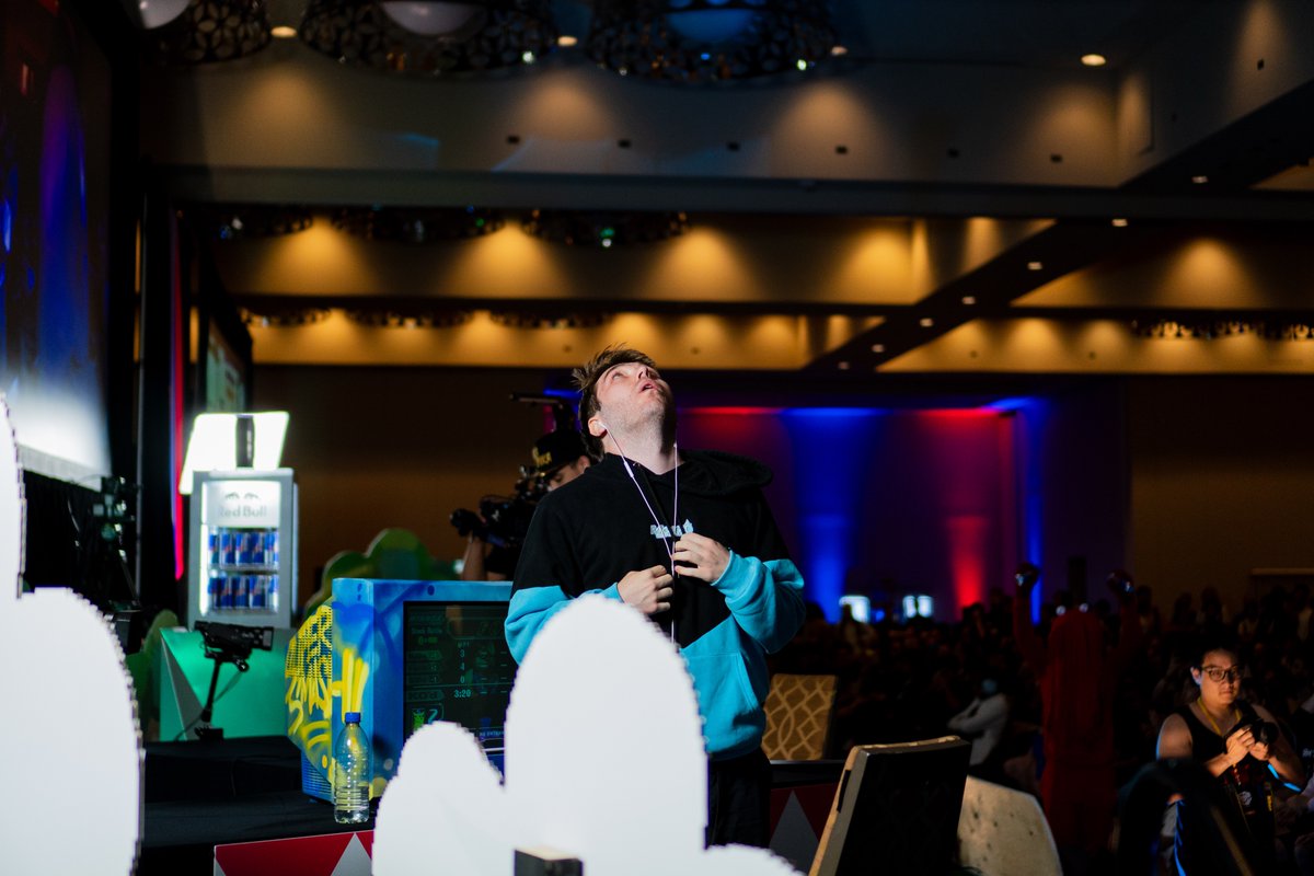 jasonssbm's tweet photo. Favourite pictures I took at @GOMLsPlan are here! Had a blast all weekend and ended up with some really great shots, especially from Saturday night degenerate crew battles 🤩

Full album is linked below https://t.co/RjVqGu8EY1