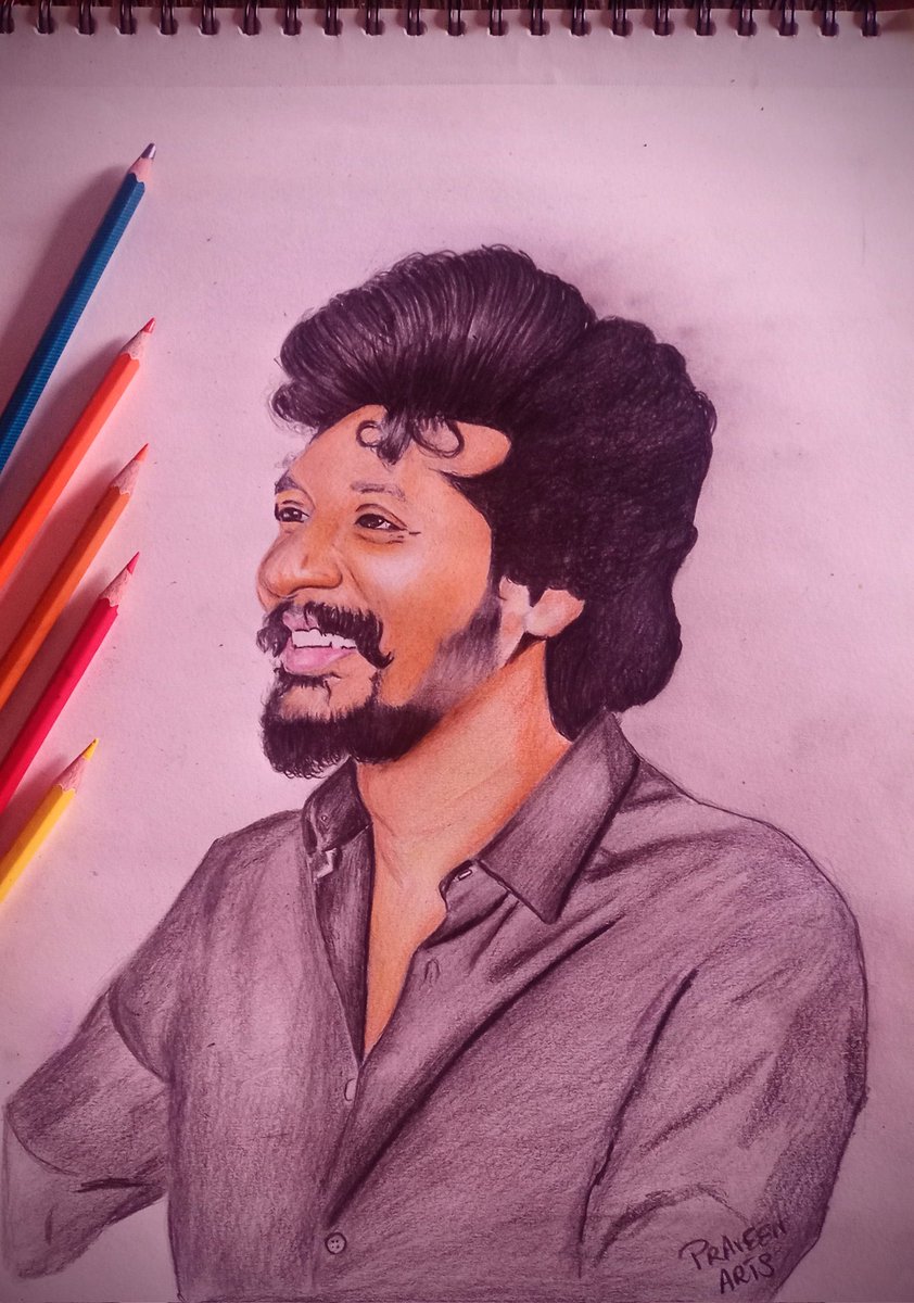 Finished artwork 😍✨ @Dir_Lokesh na my drawing epdi iruku na Love u na❤️fan from ooty #Leo #LokeshKanagaraj #ThalapathyVijay #master #Vikram @anirudhofficial @imKBRshanthnu @iam_arjundas @actorvijay @Dir_lokeshkan