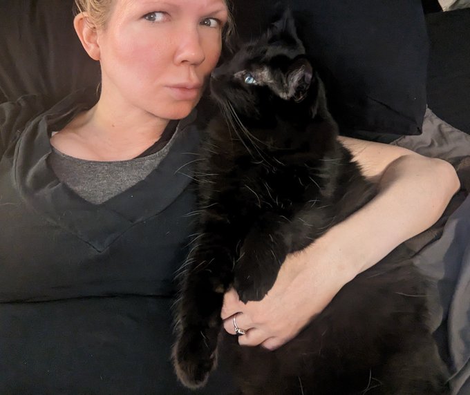 I'm sorry you have a migraine mom kisses https://t.co/X8hVTjDumK