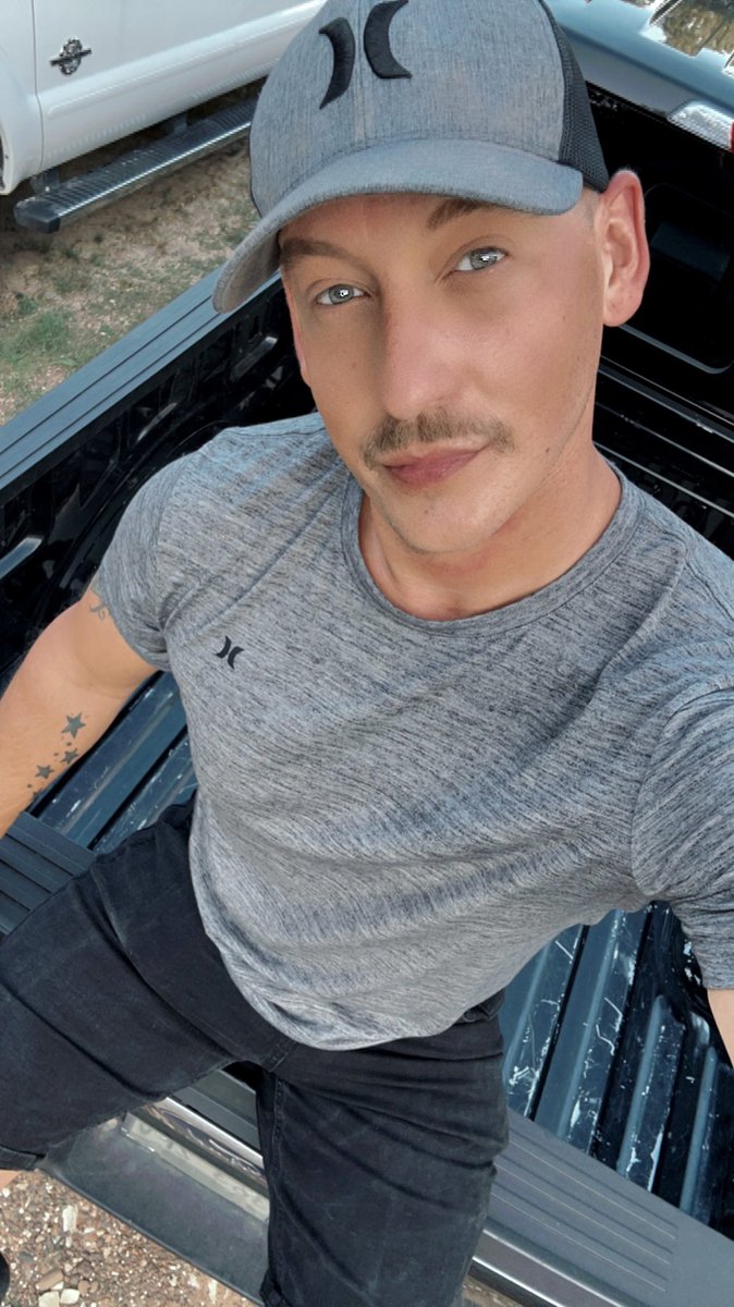 sexytallone's tweet photo. I release all things from the past year that has any negative attachment. I prepare and welcome new changes, new lessons and a new adventures. I welcome new opportunities to grow emotionally, mentally and spiritually. https://t.co/SZ9CqVXdtp