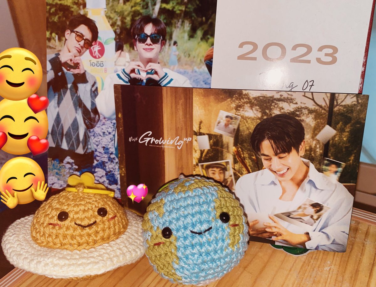 Brenni_Kim's tweet photo. It finally came to me 💖 so beautiful and narakkkkk
- Earth and Saturn - 😚
#เอิร์ทมิกซ์ #25ปีมิกซิวกำลังแจ๋ว
#EarthMix #Earthpirapat #mixxiw
#ProjectforMix25BD #MixGrowingUp25BDGallery #SNAPOFMIX25BD https://t.co/TfRc3C7bDA