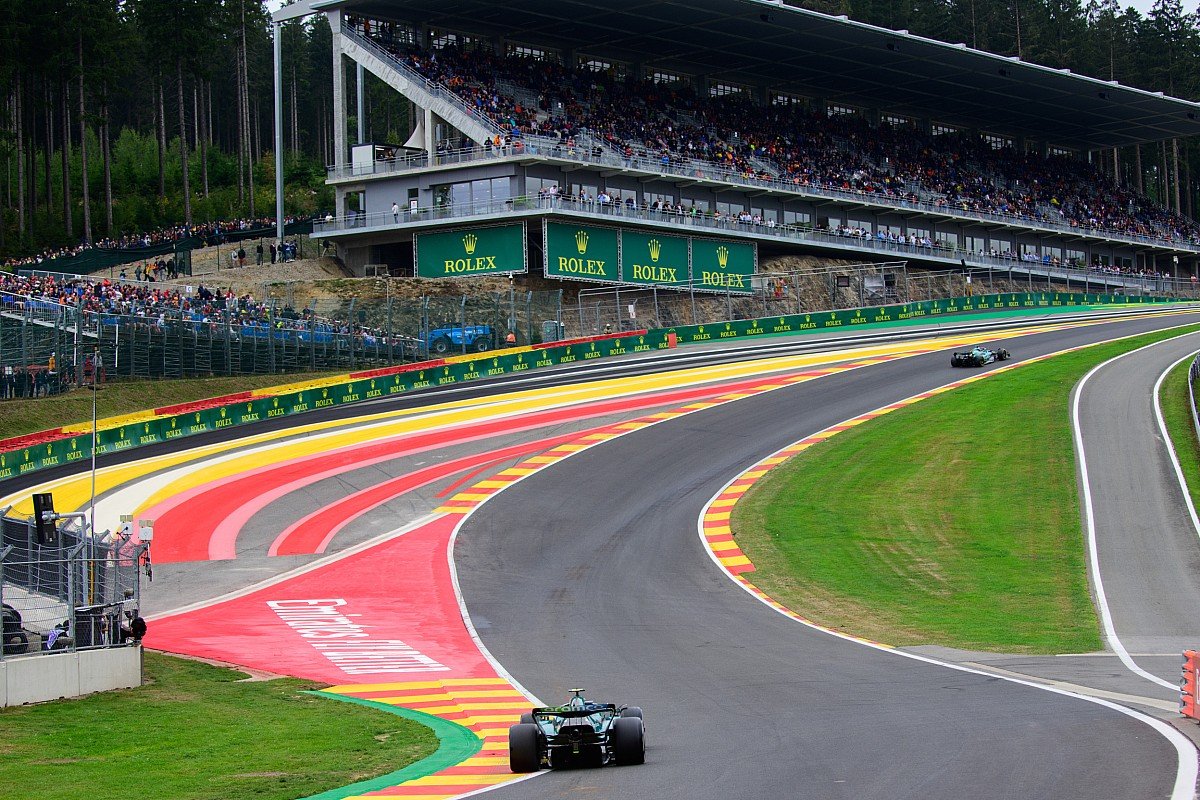 VPNstoreUS's tweet photo. Live Streaming Now: Formula 1 - Belgian Grand Prix 2023

Watch F1 2023 Sprint Race - https://t.co/ChKwGlLbpw

#Formula1 #F1 #Live #streaming #GrandPrix #livestreaming #BelgianGP

Image Source: 
@F1 https://t.co/I5cpHfNhnB