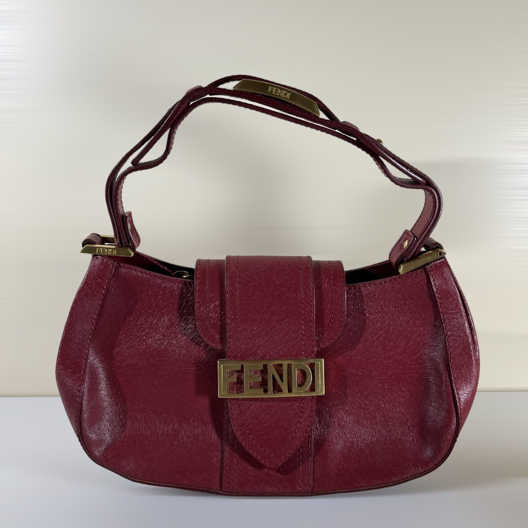 HEEJAYPRIO's tweet photo. 🪧For Sale PH

💌 Vintage Fendi Red Baguette Hand Bag

₱30,000

#XAIBENTABLES https://t.co/H4Jo8Kw88r