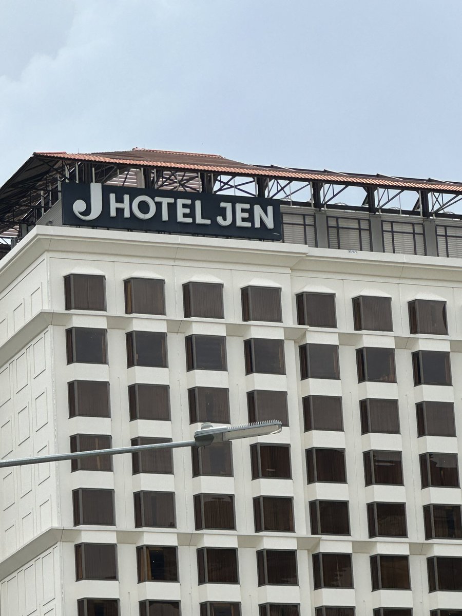 momo_candy85's tweet photo. HOTEL JEN

 #シンガポール  #HOTELJEN    #JEN  #ミスチル https://t.co/sFlv6B0svF