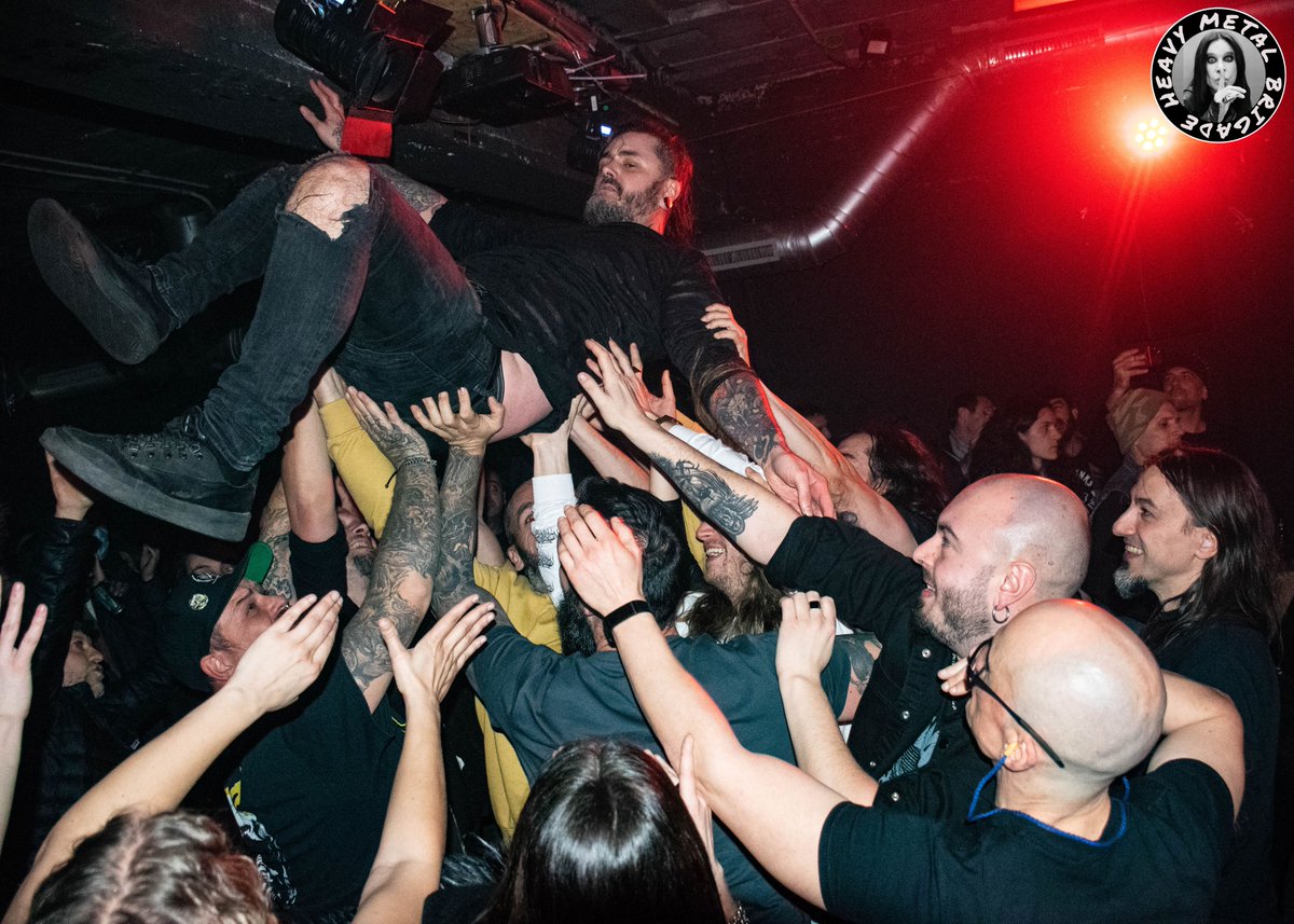 Hoy toca felicitar a Neftalí Vázquez, voz en <a href="/s_o_s_official/">Sound Of Silence</a> y <a href="/BlastOpen/">Blast Open</a> en su extensa trayectoria musical ha formado parte de Another Day y Ôkban. Guitarra en Escuela de Odio realiza labores de productor e ingeniero de sonido en los Breakdown Studios.
¡Feliz cumpleaños Nefta!