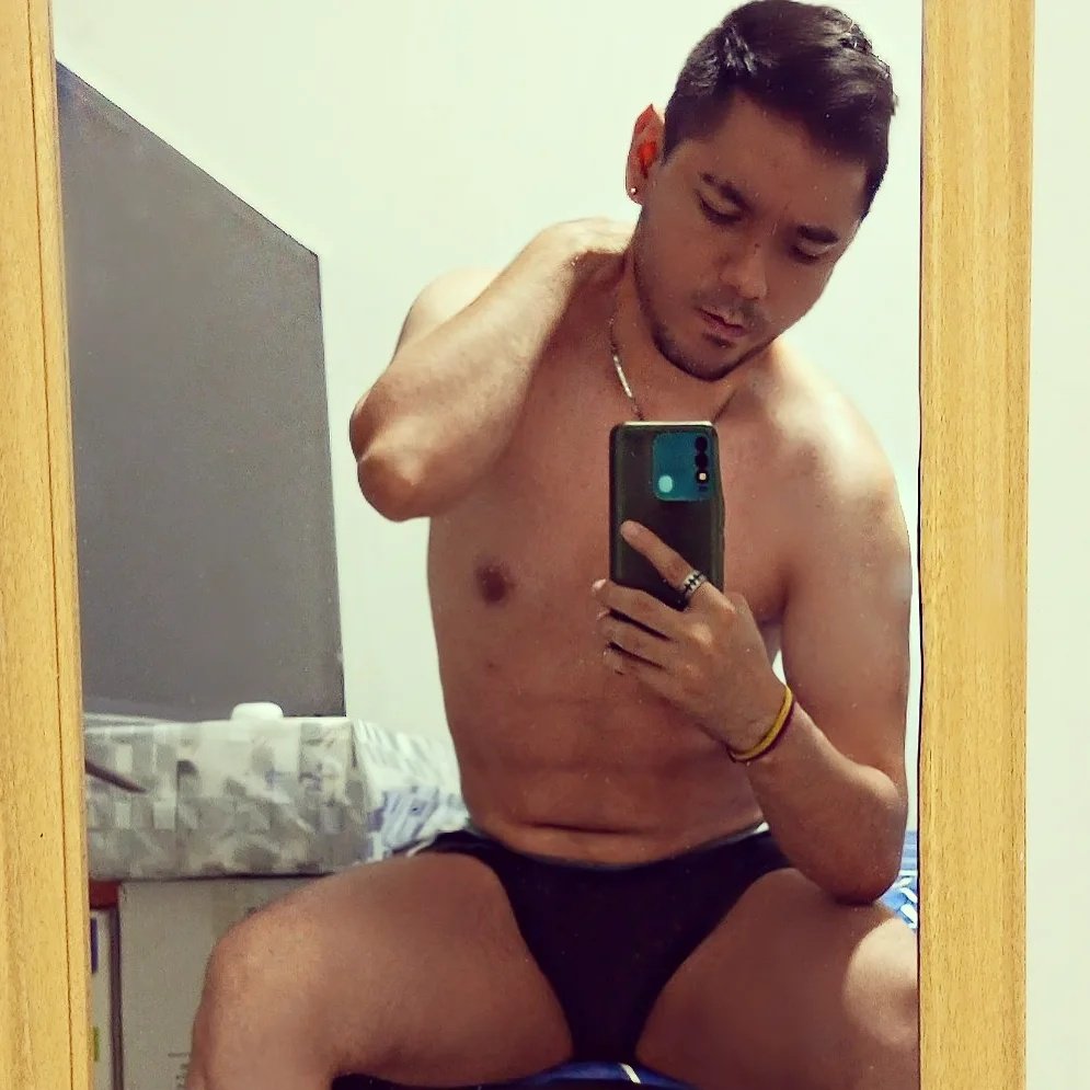 Victorvgz20's tweet photo. #NuevaFotoDePerfil https://t.co/gc3EdkxNIV