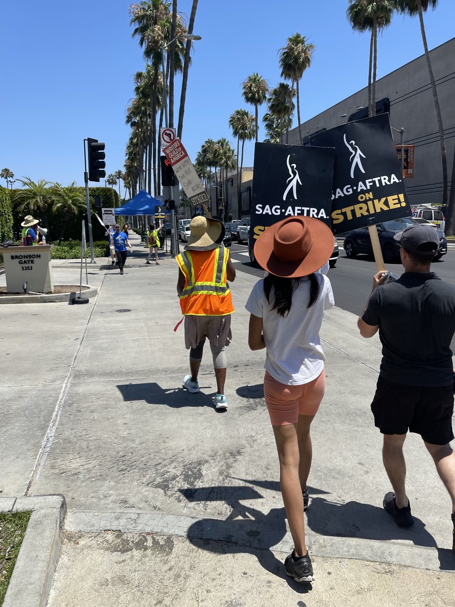 jfrobinson's tweet photo. On the picket line today... https://t.co/HznWF2zeGi