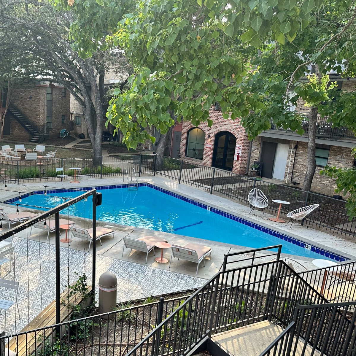 TheQuarterTX's tweet photo. Embrace the easy spirit. https://t.co/xjPcMKtRbq