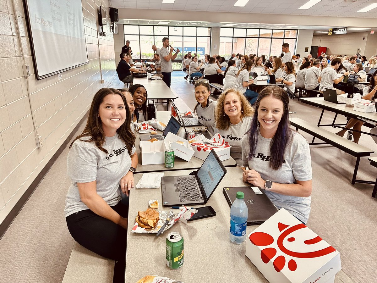 RHHSCounselors_'s tweet photo. Bryan Co. Convocation 23-24! #OneBryan. What a family we are! Bittersweet day, mostly sweet! We cheered 4 our beloved @jonathanlea20  in his new position as PRINCIPAL at @RichmondHillMS You earned it, man! The end of an absolute ERA @ RHHS, &amp; surely the beginning of a new one. 😊 https://t.co/6a20lxJZdx