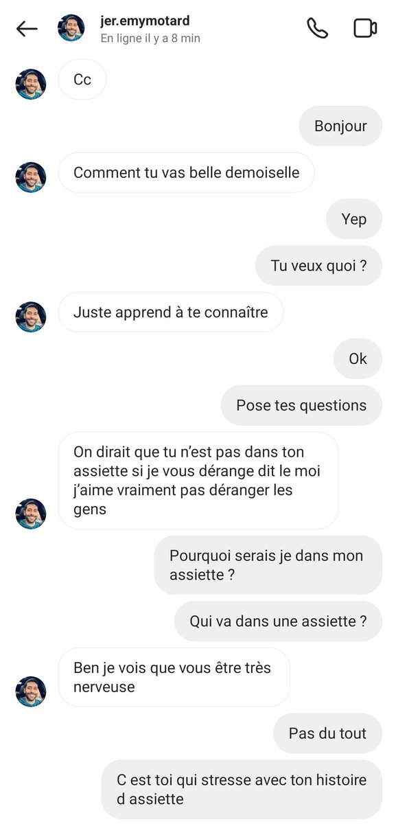Metabrouteur's tweet photo. Le brouteur et moi jouons à la moule et au rochet https://t.co/BIckjr7ws3