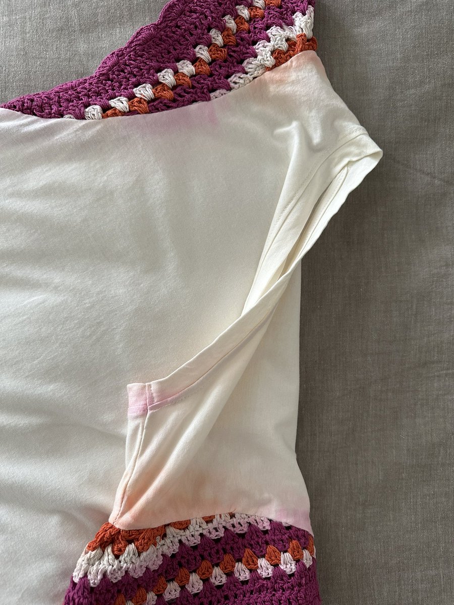 madimo7004's tweet photo. @Sfera_Moda 
Pésima calidad, hacen ropa de una puesta? https://t.co/n1XkSuQ2QT