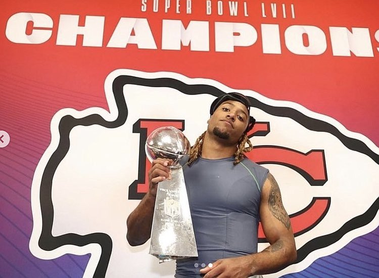CFStatistics's tweet photo. Justin Reid’s 2022 Season:

17 games

83 tot. tkls 
   59 solo tkls
   24 ast. tkls
2 TFL
4 QB Hits
3 QB knockdowns
1 sack
7 PD
8.8% missed tkl %

1/2 XP
7 KO - 5 TB’s

With a year in Spags system in the books, @JustinqReid is primed for a HUGE year!

Predict his 2023 stat line! https://t.co/lNomYfNdv1