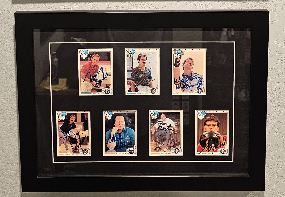 dubsdubs22's tweet photo. Signed 1990 Kingpins collection on the wall.
@FrameMyRecord #thehobby https://t.co/boXe6j7H1R