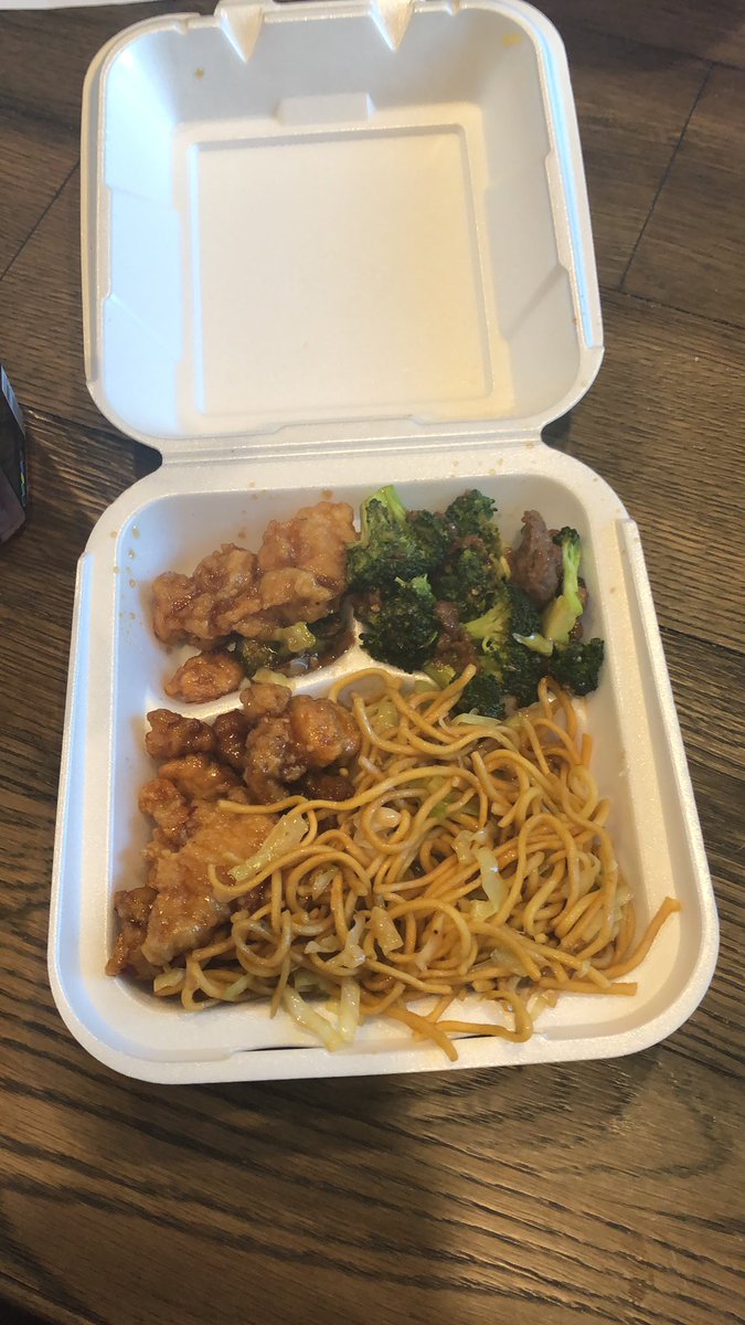 RoxStink tweet media