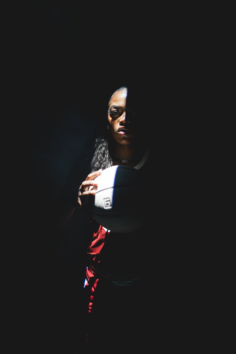 OU_WBBall's tweet photo. Just wait on it 🤫 https://t.co/qXboUwYids