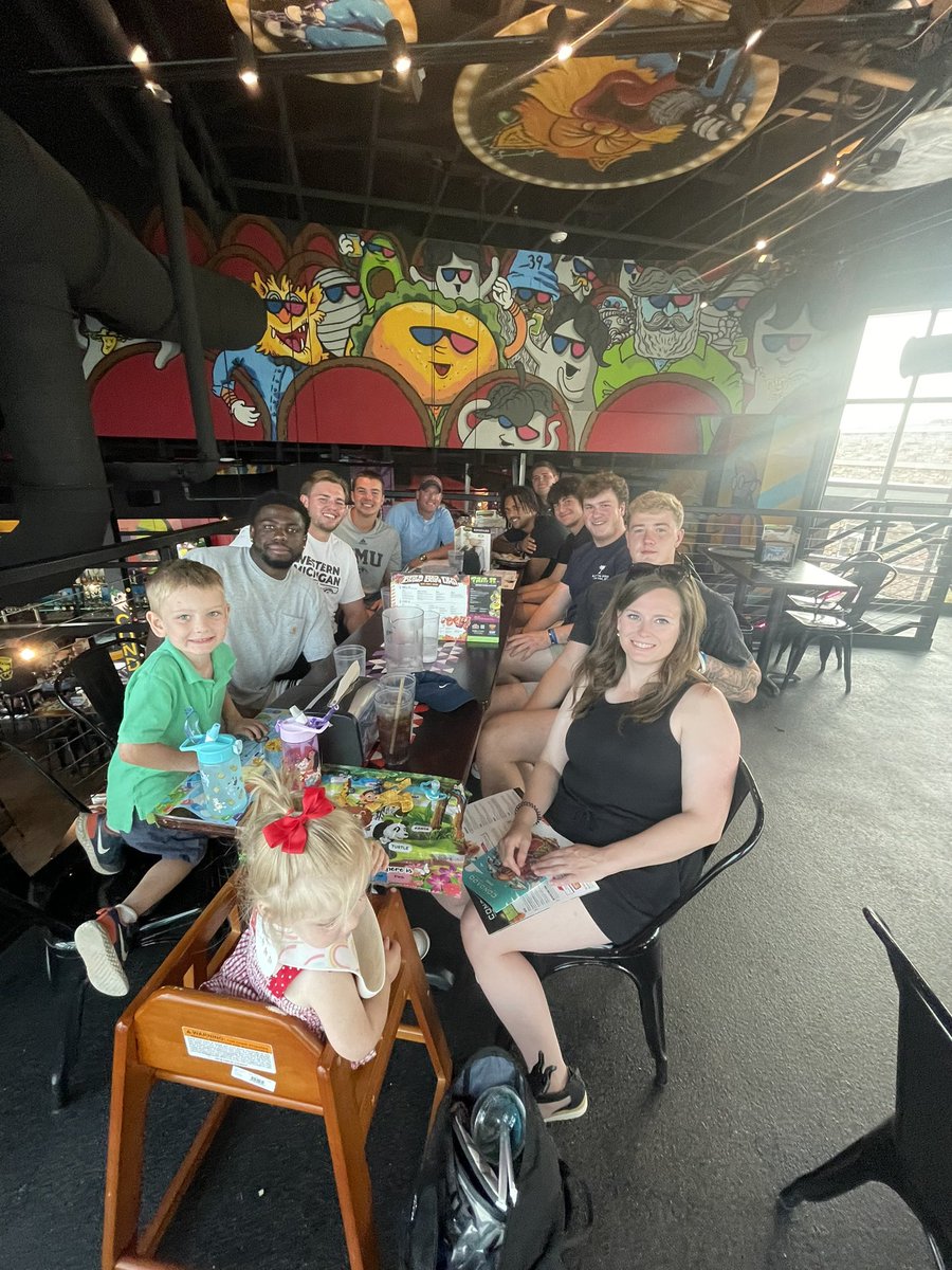 Eric Evans tweet media