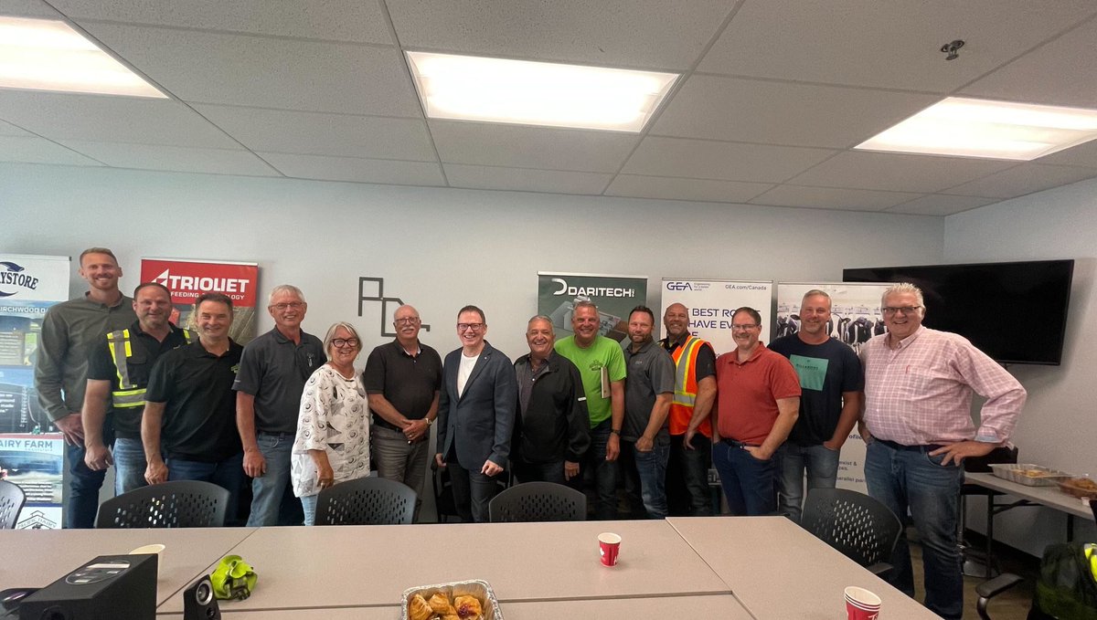 IanPatonDelta's tweet photo. Today I’m with BC dairy farmers, @KevinFalcon and @tegart_jackie @ Pacific Dairy Centre in Chilliwack. We are listening to their issues, including the rising costs of production, drought, labor cost/supply, inflation + high interest rates.  The Ag-tech here is impressive! #bcpoli https://t.co/KwYa1IHb09