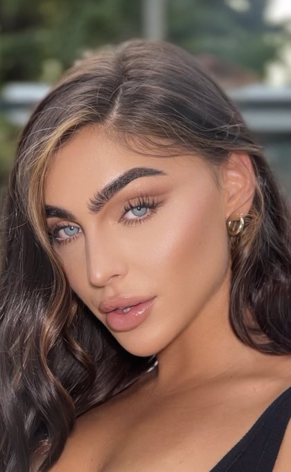 Wifey material 💍 https://t.co/TW4U726fX4