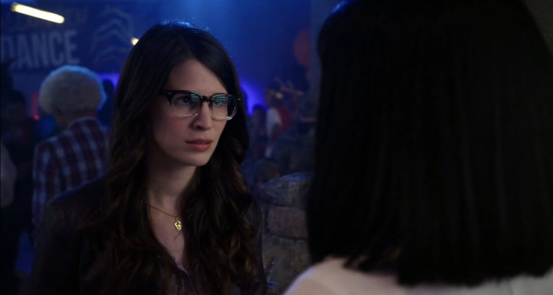taliaraeken17's tweet photo. Just rewatched episode 9 and I’m confused about Piper saying it was Kieran who visited Brandon’s mom as his son (because it obviously wasn’t him) so why did Piper say that about her partner?? #pipershaw #kieranwilcox https://t.co/7NhKJ4xaZ1