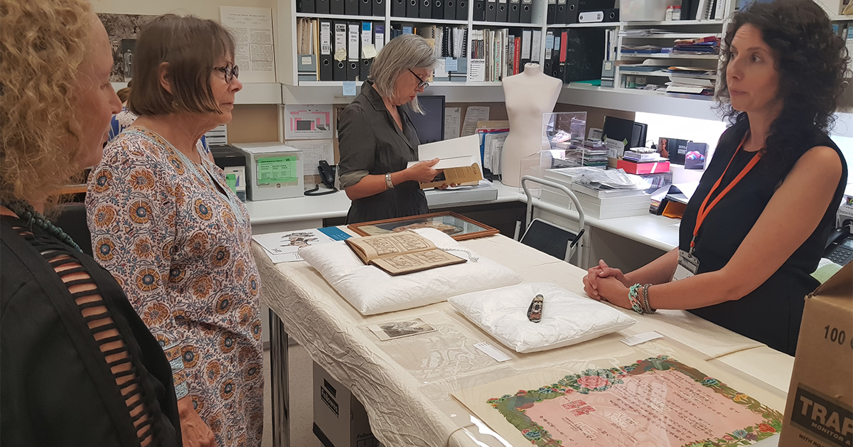 Conservation for non-conservators workshop, Friday 18 August, 10am-4pm @bmiballarat delivered in partnership with @AICCM_OZ The workshop focuses on the preventive care of collections; risks; storage; display materials; and basic mount making techniques amagavic.org.au/event/1922/con…