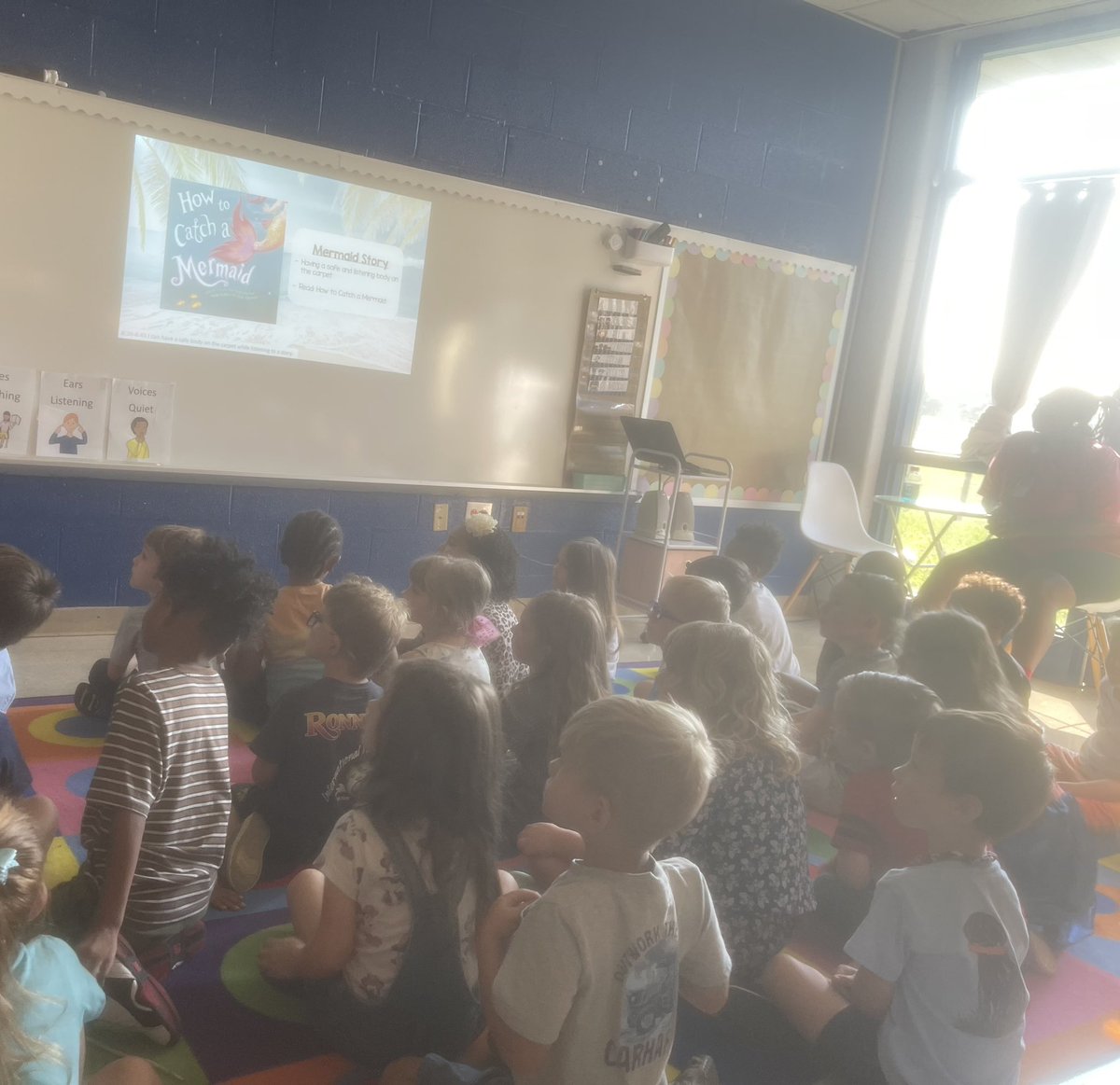 msbfincher's tweet photo. Day 2 of kindergarten preview ✅ #BuzzWorthy @mrskiddskinders @MissAMattingly https://t.co/T6p8OyK6Cj