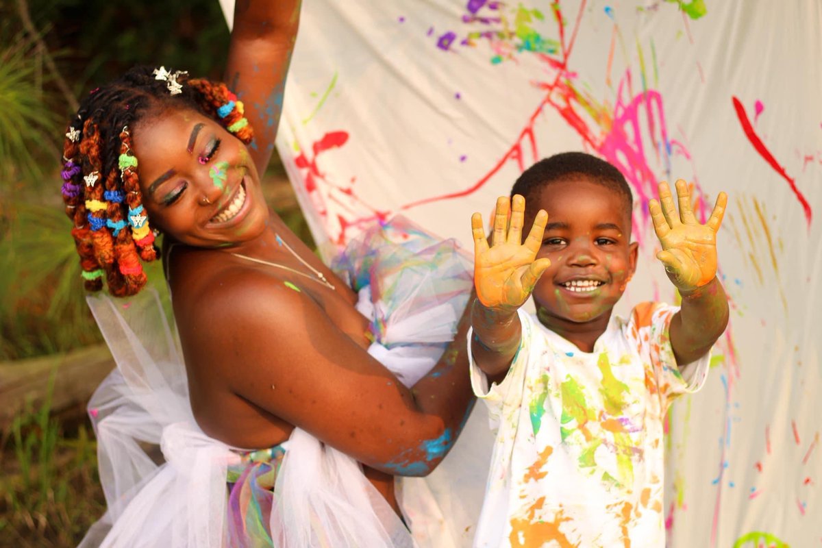 __tinytee's tweet image. “Just when I thought I would never see the light again… a rainbow SO BEAUTIFUL, SO PRECIOUS came along to remind me just how bright my world is 🩷🩵🧡🎨” 

- 📸: @ Diamond Hudson on Fb. 

#MommyT&amp;amp;BabyT