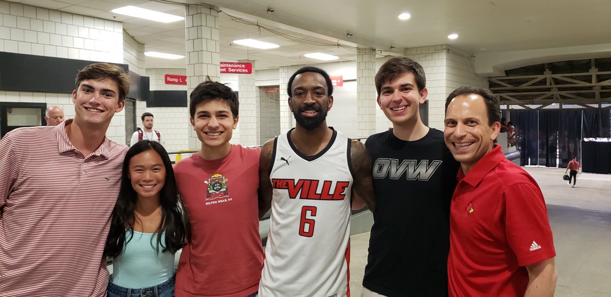 Mr & Mrs Bourbon Co. tweet media