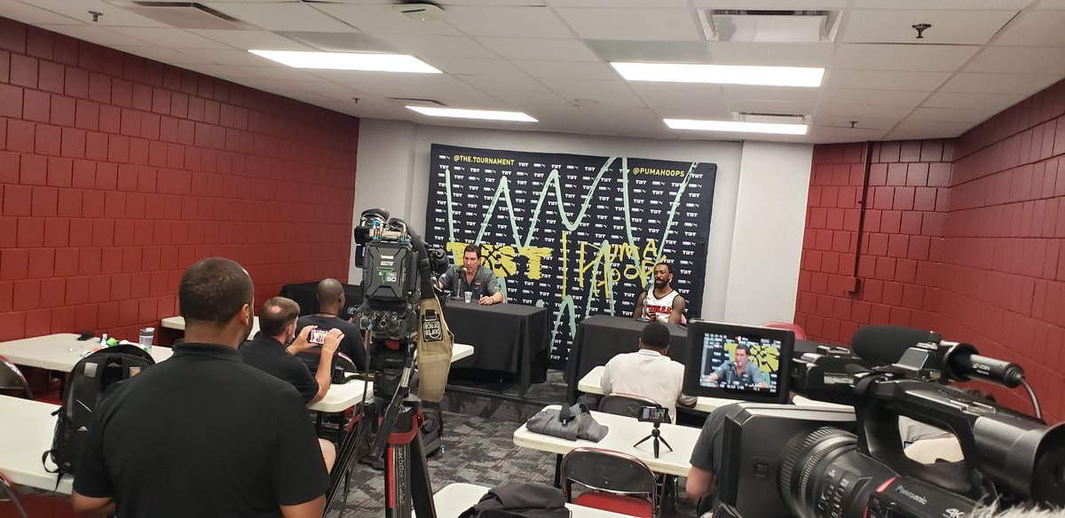 Mr & Mrs Bourbon Co. tweet media