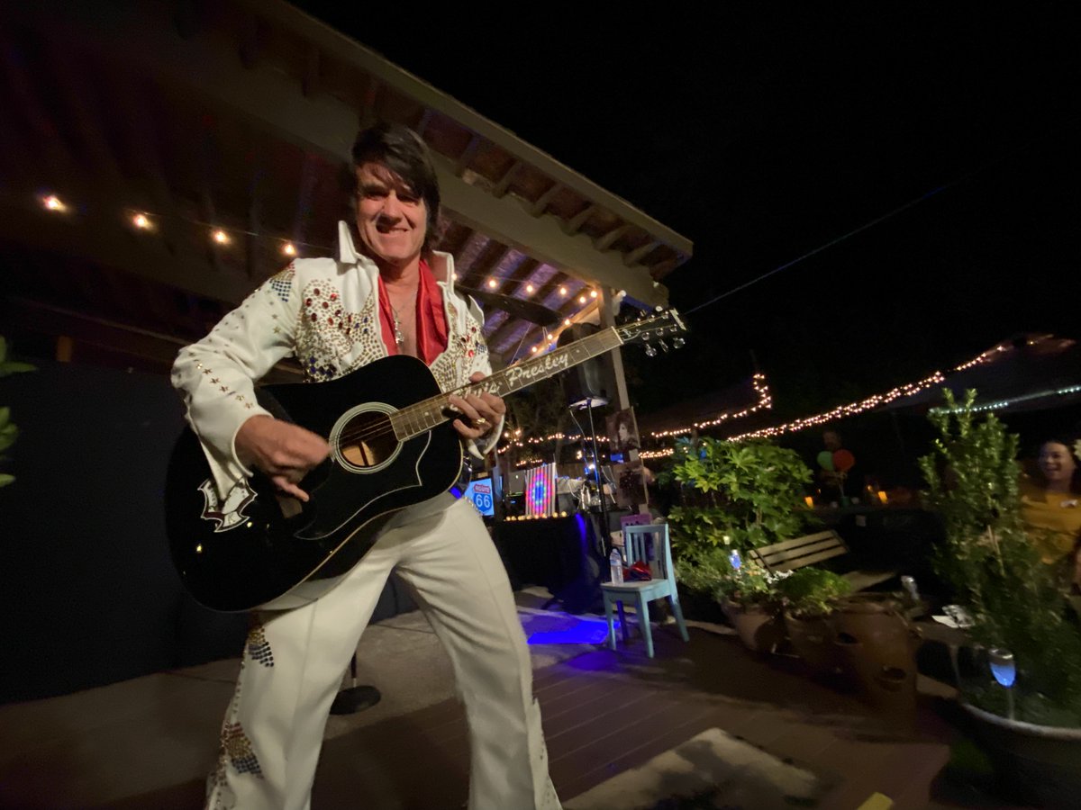 Johnny Reno as Elvis, will be performing AND officiating. Join the Blue Hawaii Celebration on August 19 at the Museum. Take or renew your vows, or just enjoy the show! Tickets selling fast. napavalleymuseum.org/exhibition/blu…