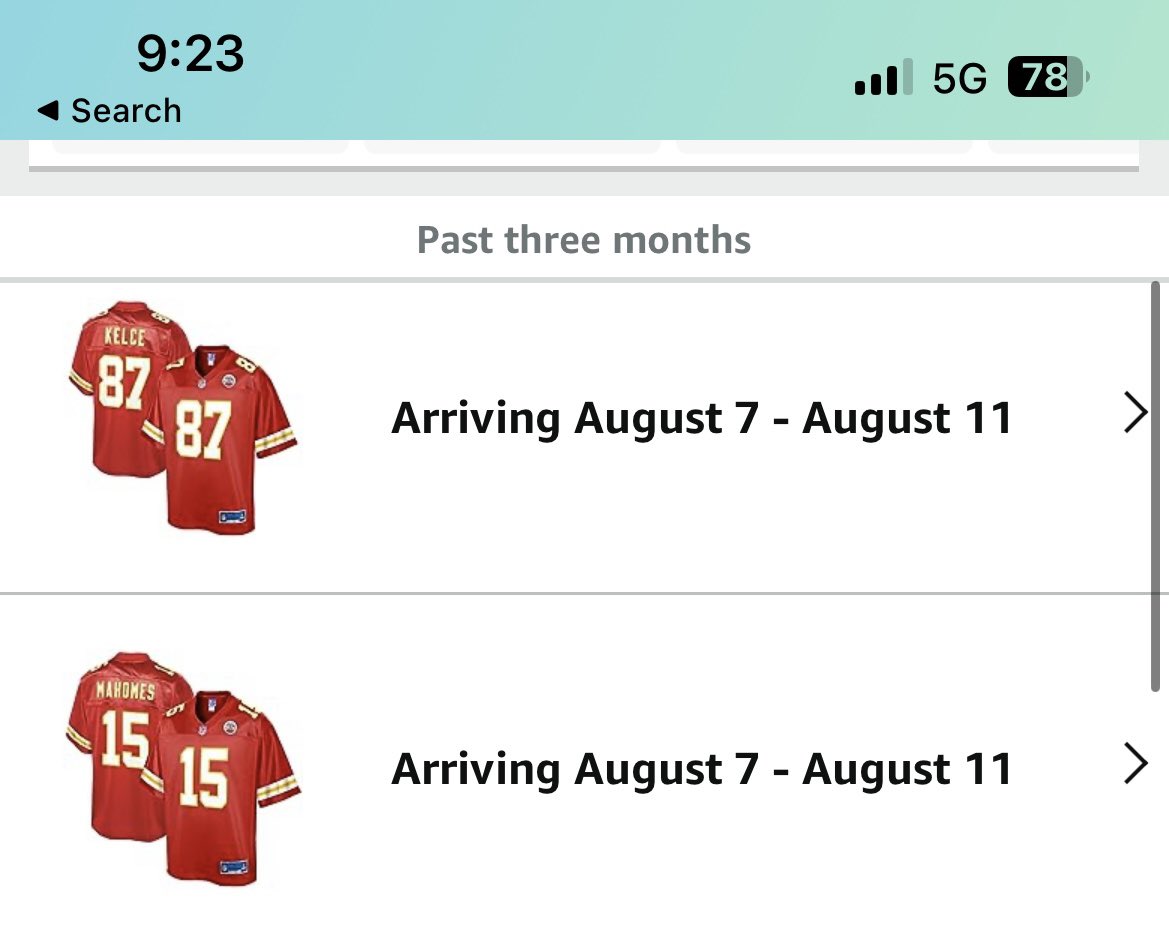 nickschreck's tweet photo. Ayyyy @GlitchedDeals thanks for some Chiefs gear! https://t.co/ihisNBmp1N