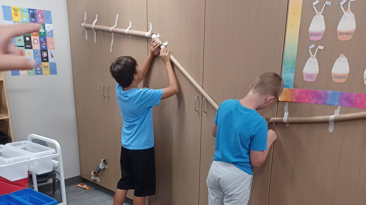 DLPublicSchools's tweet photo. The heat can't stop Elementary Summer SAIL from enjoying learning! #SailsUp #dlpschools https://t.co/qH7ZYtHbKR