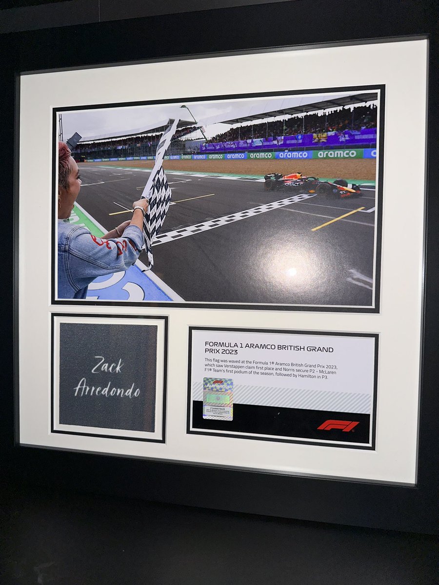 iZackk_'s tweet photo. Ah this is so cool! Got here fast as well. Thanks @F1! #F1 #F1Authentics https://t.co/Y84J7ydN5G