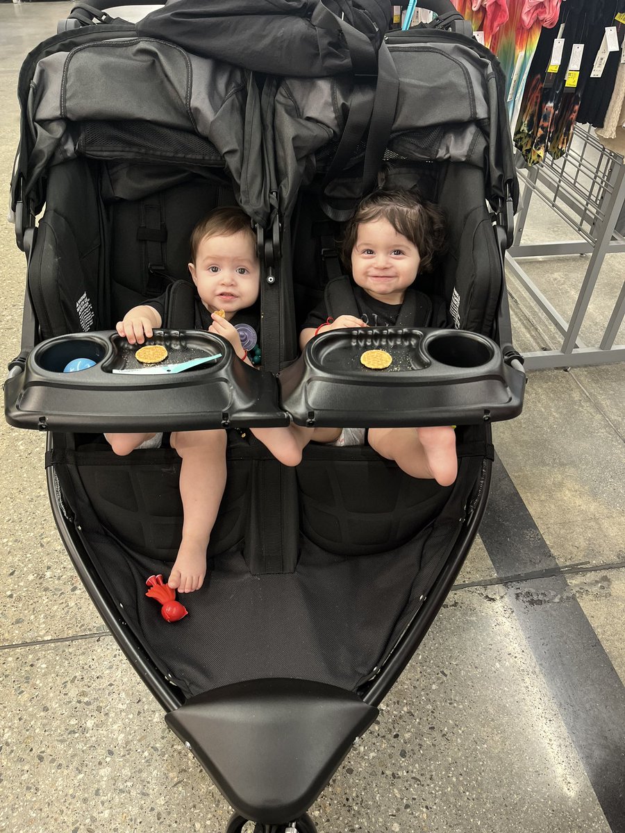 freshh1's tweet photo. My littlest loves 🥰 https://t.co/zX99vOrdth