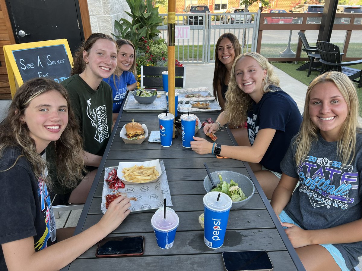 nelasers2024's tweet photo. @nelasers2024 thank you for the effort, determination, sacrifice and fun this summer. We made some great memories and friendships and literally played the best talent in the nation. Often times short handed, but never counted out! Set new goals and keep working! @NELasersHoops https://t.co/dP8vLy0n6F