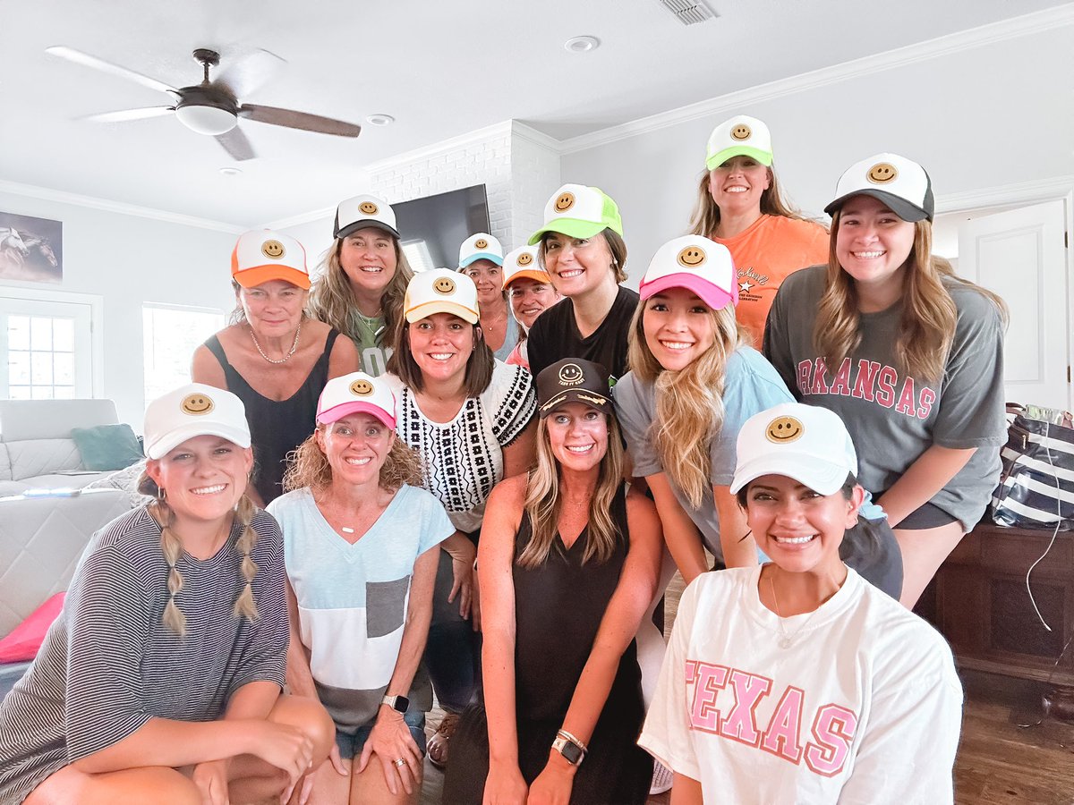 All SMILES ☺️ as <a href="/LiscanoElem/">Liscano Elementary School</a> leaders come together to plan for the 23-24 school year, and ensure students are learning at high levels, participate in engaging lessons and have individualized supports to help them grow. It’s going to be a great year! 💚❤️🩵