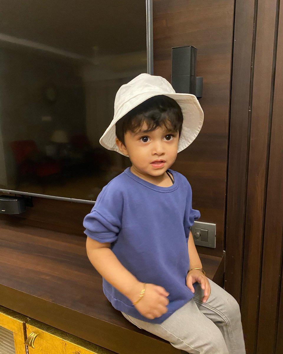 _sanamterikasam's tweet photo. Cuteness overload 😍🥳 Little 🤏 cutie #RandeepRai #KrishDeep #KrishivRai https://t.co/LC4sTNHap2