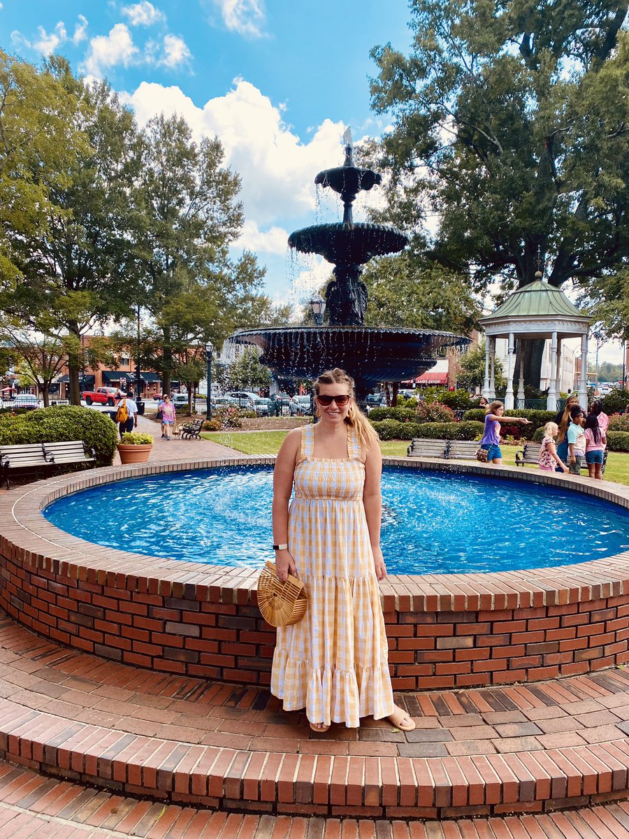 _NicoleEastwood's tweet image. Hello I am Nicole Eastwood, real estate agent with @KWFirstAtlanta serving the #MariettaGA and metro #Atlanta area. 

#mariettasquare #mariettarealtor #GArealestateagent #KellerWiliams