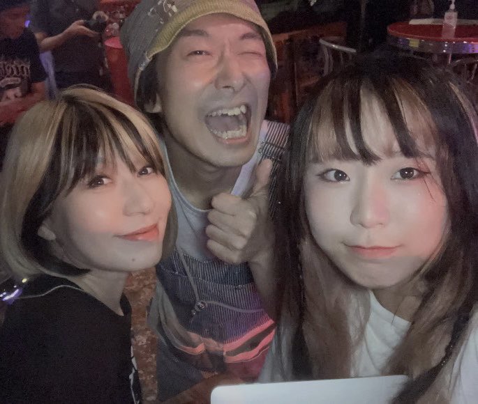 ohmuland's tweet photo. 番外編のスケジュールも載せました。9月はベースのヒロキとおもろいことするぞ🎸先日、大ファンの #zubico ちゃんと、演奏力がえげつない #サマンサとバスを待つ 様を見に行きこのラインに並んでも勝てないのでウチらは隙間狙っていきます(笑)
#K殻都市 #Kshellcity #nowave #postpunk #garage #punk https://t.co/wOXnSIt3Fj