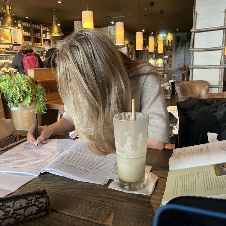 styzfiles's tweet image. i’m angel and i’m looking for #studytwt moots ^^ just recently came back here and i srs need friends for the incoming s.y. so lrt to be mutuals ♡

📂﹗ ૮ –ﻌ–ა 𓂅

leo, human biology, anime, milk, music, podcasts, art

 ﹙ 𝒜 ﹚