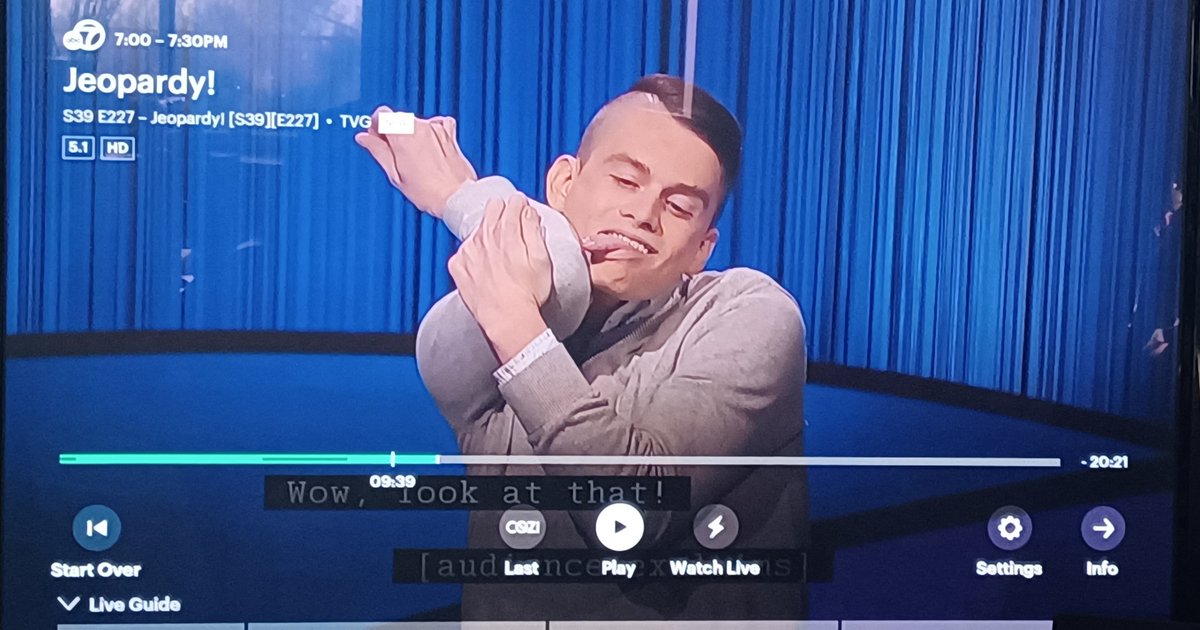 nowthethingis's tweet image. Elbow lick? #Jeopardy @Nightstokker  @PrepSportsPlus Seems a little short. 😳 #whatthewhat