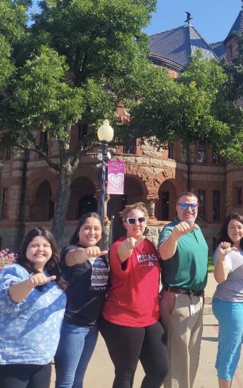AcookJoy's tweet photo. What a great day we had welcoming our new teachers at WISD! https://t.co/Rg8yRXYIek