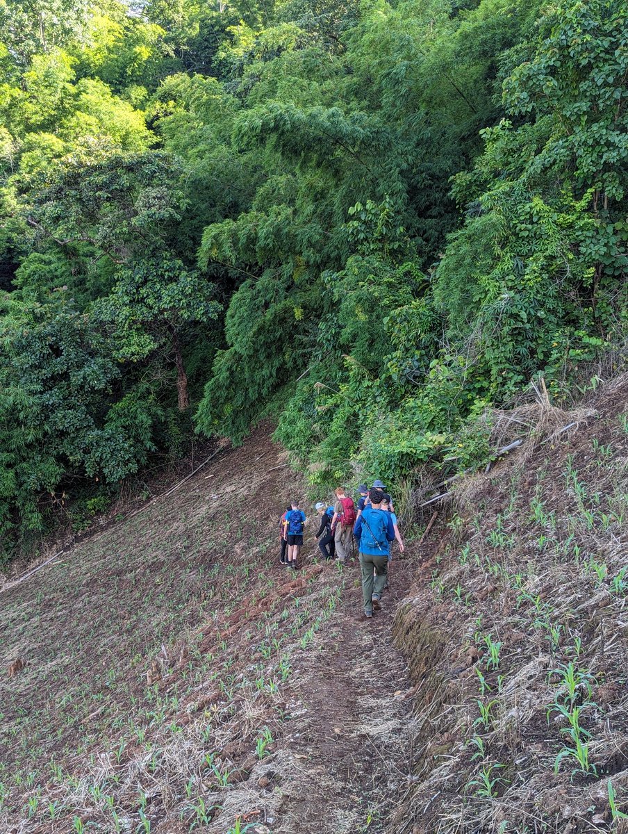 MrScullyCCC's tweet photo. Day 2 of "steep" trek down done, one birthday celebrated, thanks to our amazing 8 Adventure team.  Back in Chiang Mai for final night.  Great street food and night market.  @CartertonCC @OutlookExpeds #CCCThailand2023 https://t.co/fylKgrYXNz